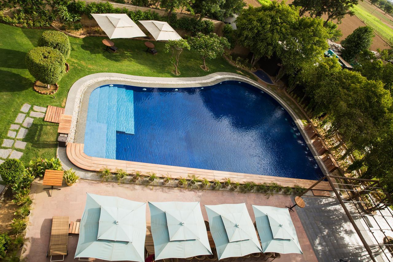 Downtown Resorts Nh8 Dhāruhera Exterior foto
